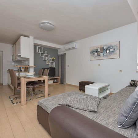 Apartmani Mona マカルスカ エクステリア 写真
