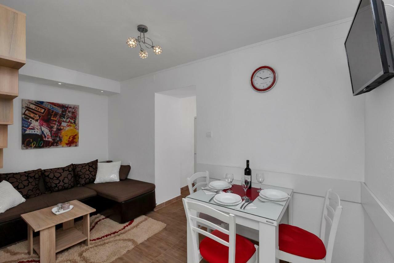 Apartmani Mona マカルスカ エクステリア 写真