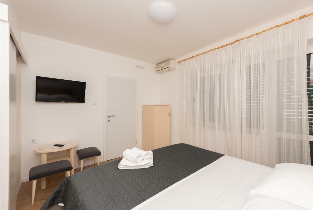 Apartmani Mona マカルスカ エクステリア 写真