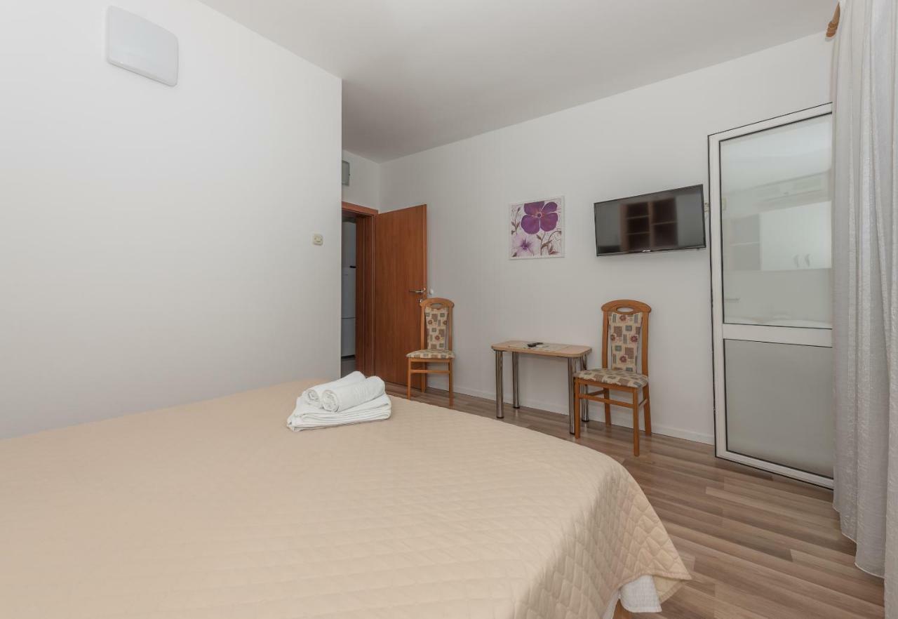 Apartmani Mona マカルスカ エクステリア 写真