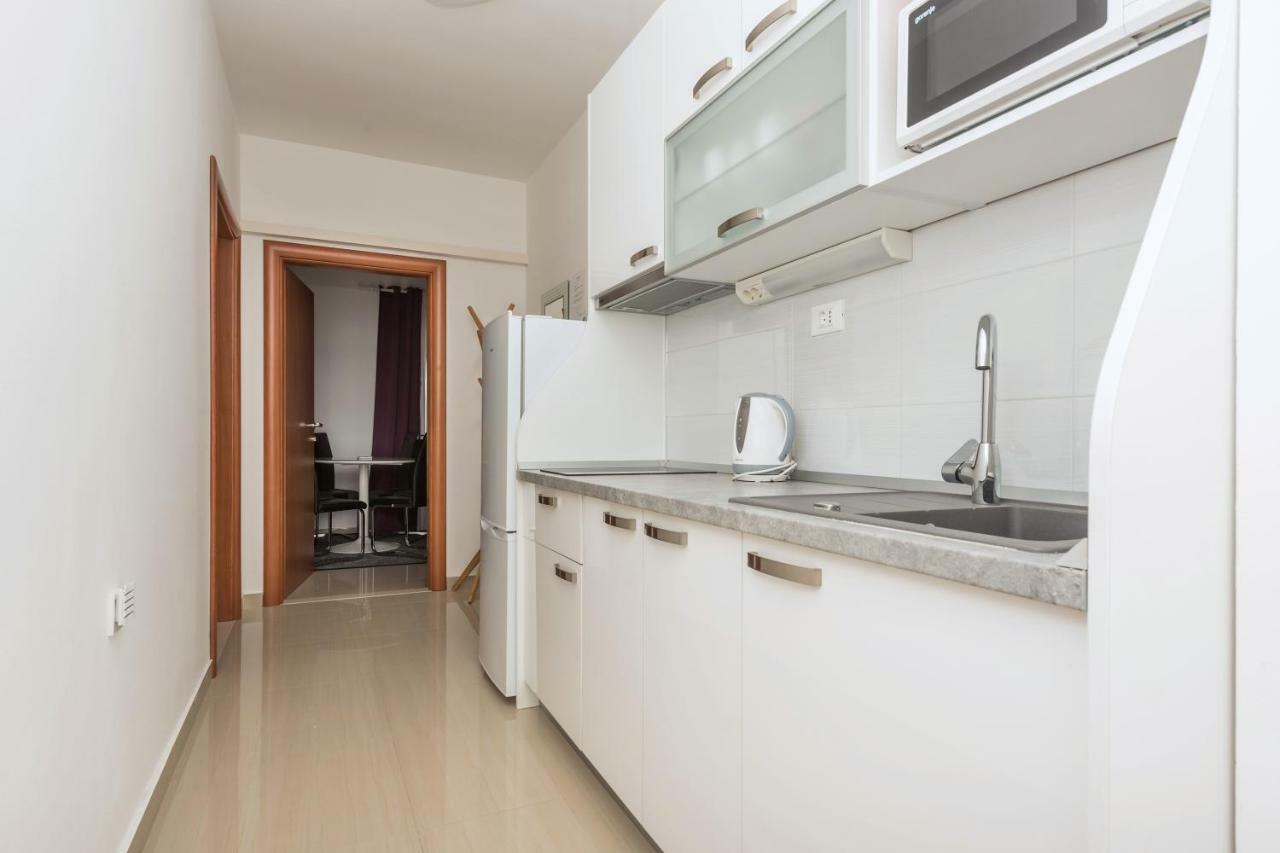Apartmani Mona マカルスカ エクステリア 写真