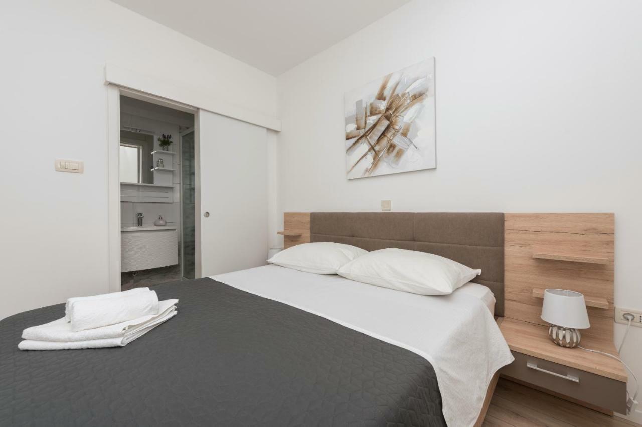 Apartmani Mona マカルスカ エクステリア 写真