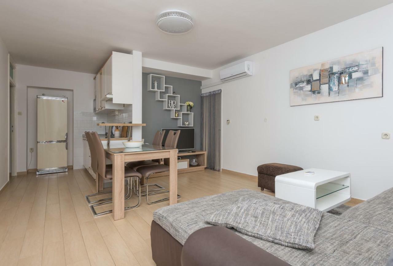 Apartmani Mona マカルスカ エクステリア 写真