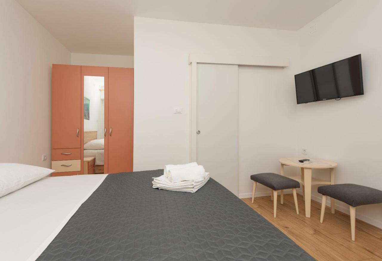 Apartmani Mona マカルスカ エクステリア 写真