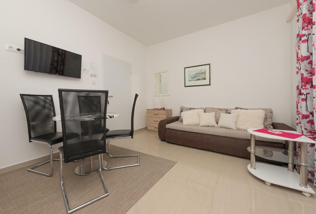 Apartmani Mona マカルスカ エクステリア 写真
