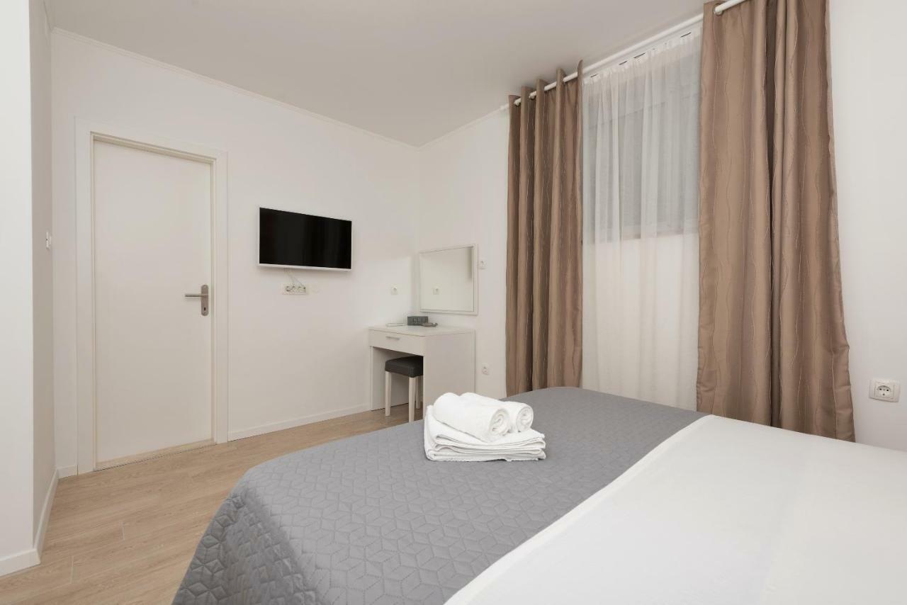Apartmani Mona マカルスカ エクステリア 写真